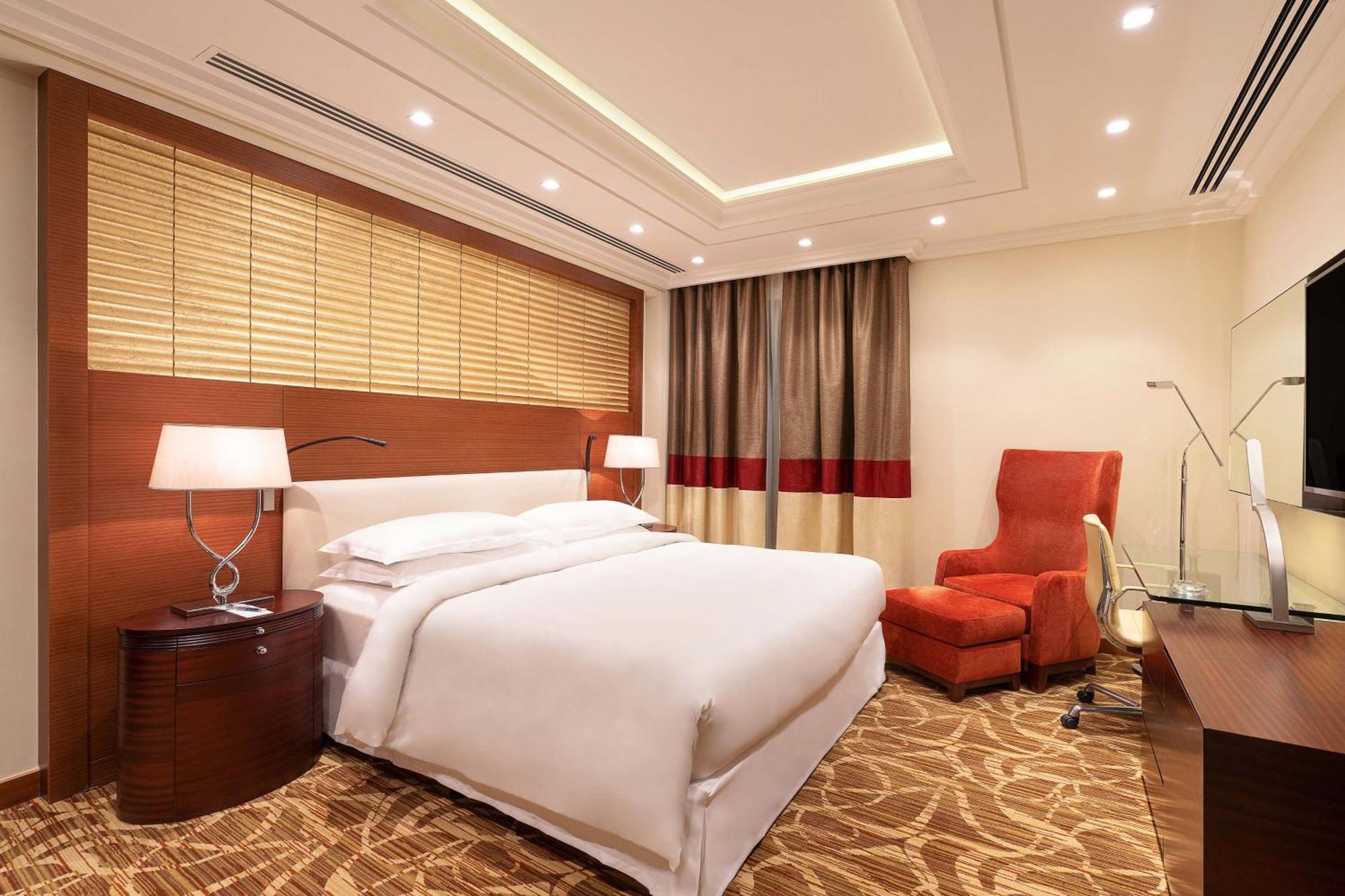 Sheraton - Saudi Brothers Commercial Company Branch Hotel 5*